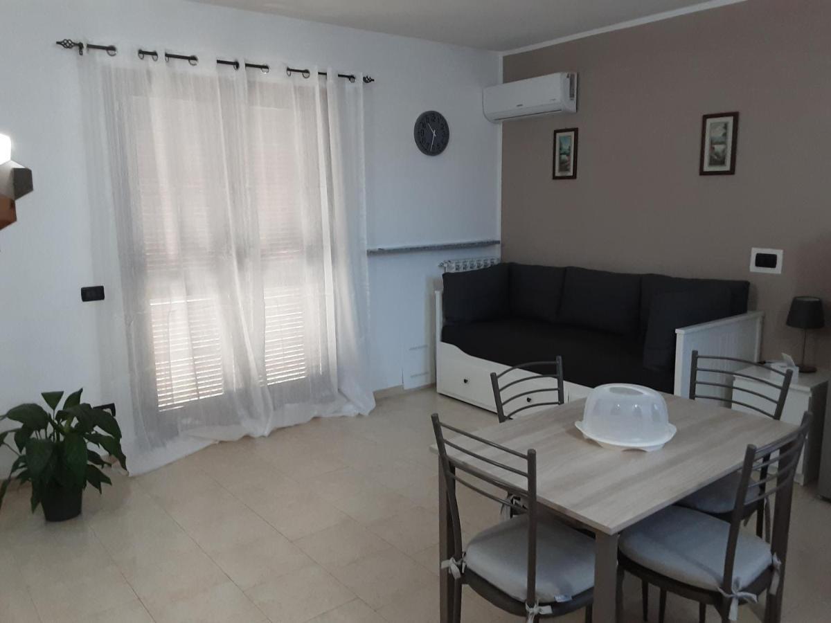 Appartamento Sofia In Zona Residenziale Strategica Wifi Gratuito Carbonara al Ticino Extérieur photo