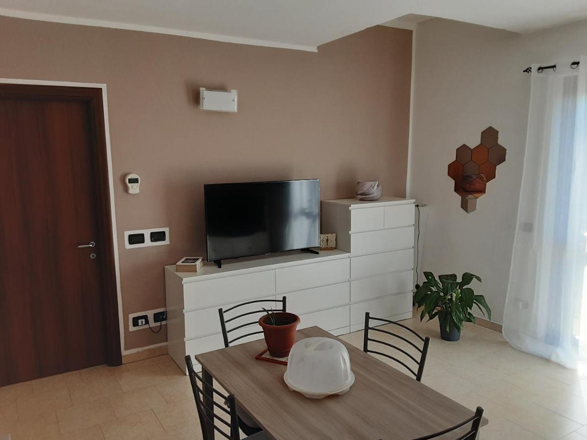 Appartamento Sofia In Zona Residenziale Strategica Wifi Gratuito Carbonara al Ticino Extérieur photo